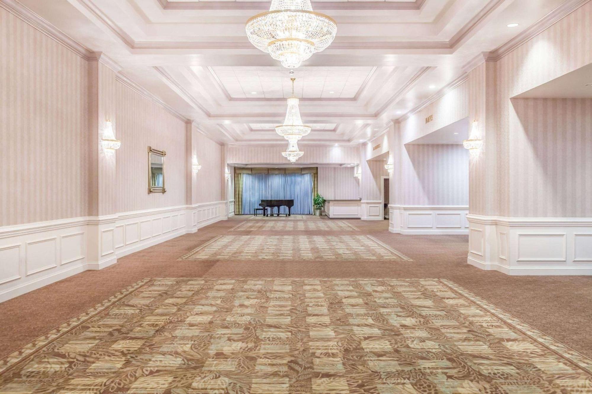 Wyndham Virginia Oceanfront 3* Virginia Beach