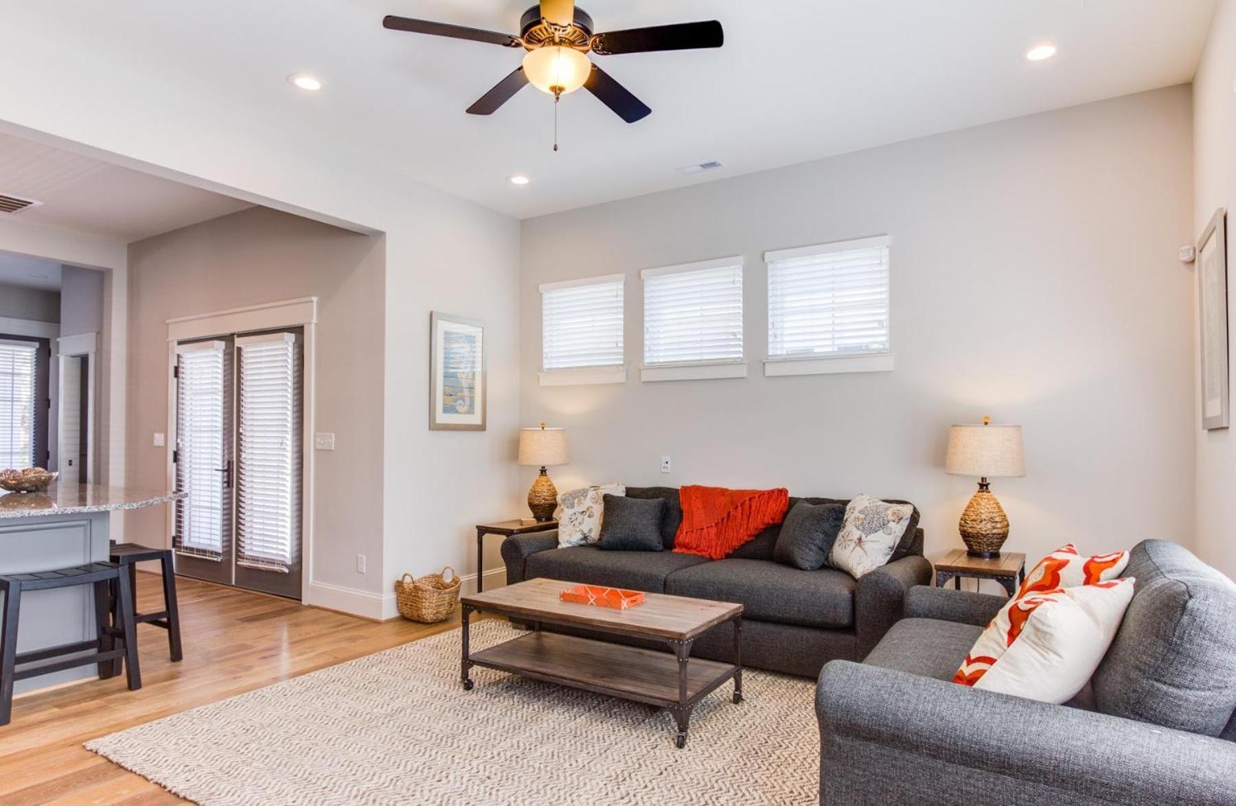 408b The Lynnhaven House Holiday home