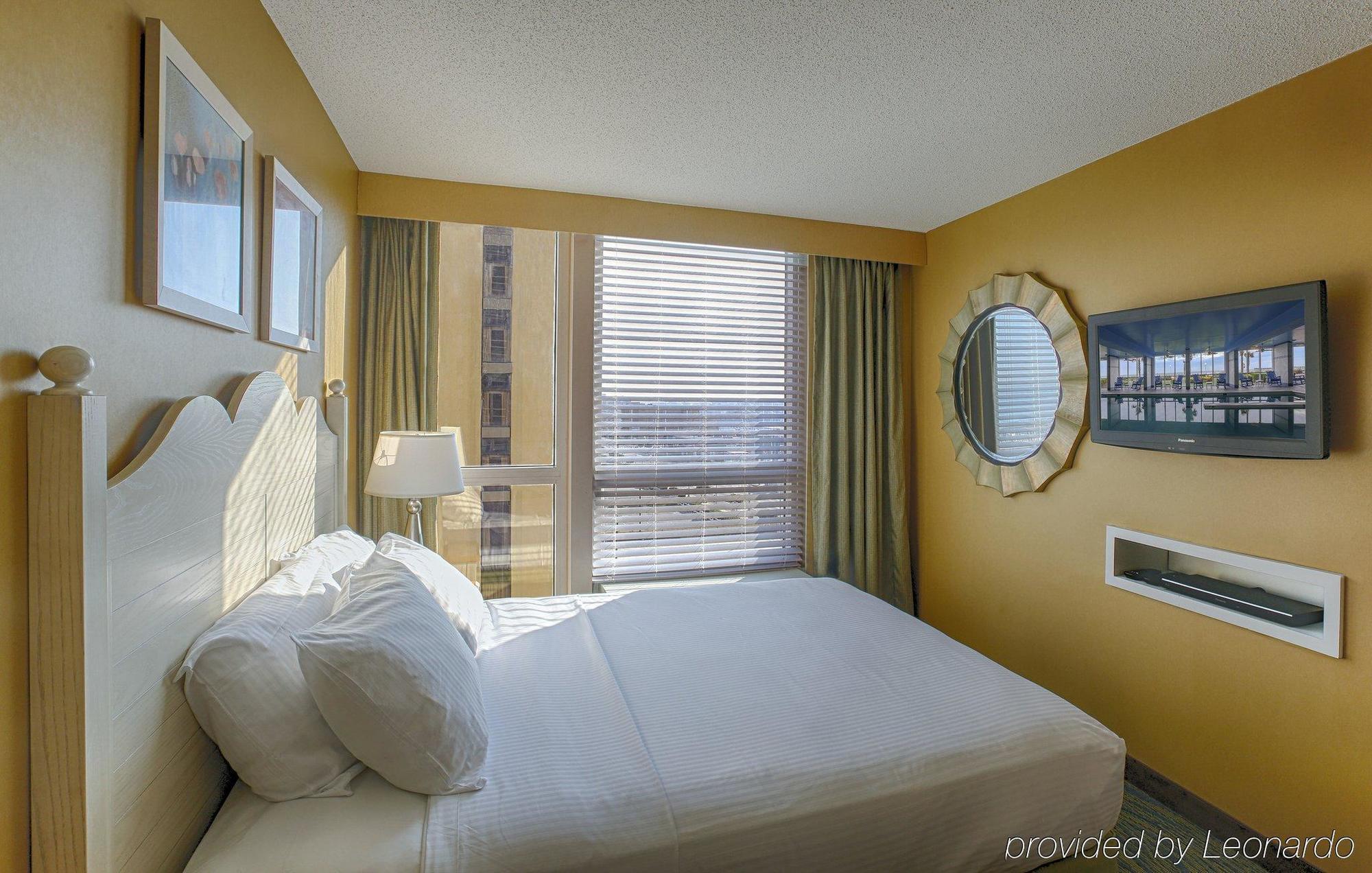 Boardwalk And Resort 3*
