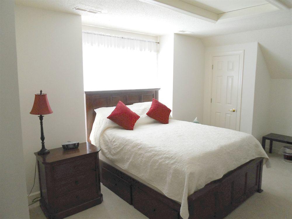 Church Point Manor 3*