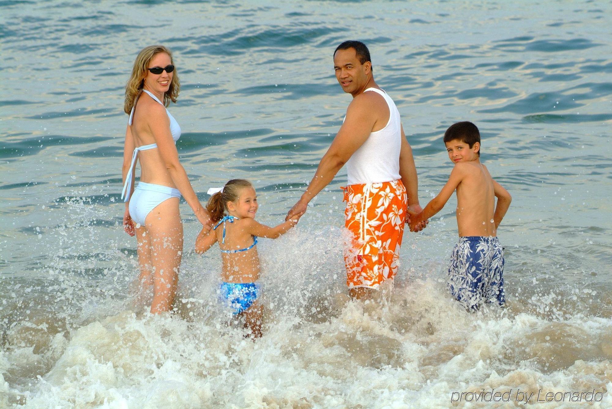 Hotel Hampton Virginia Oceanfront North 3*