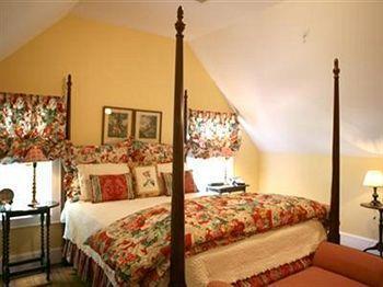 Church Point Manor Bed & Breakfast Virginia Beach
