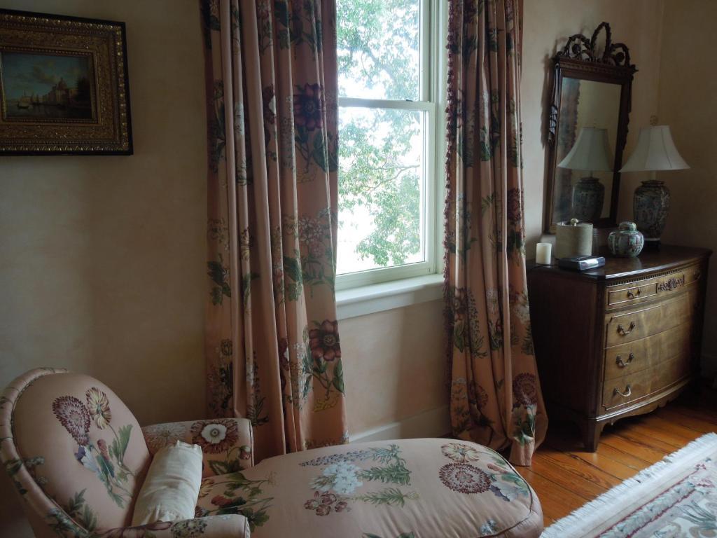 Bed & Breakfast Church Point Manor