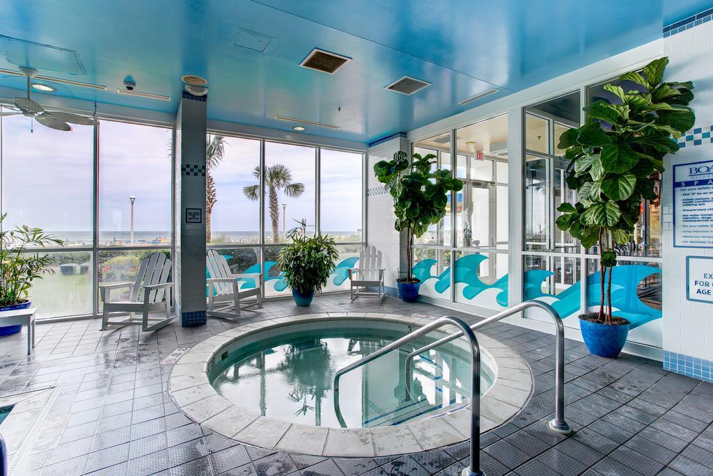 Resort Boardwalk And 3*