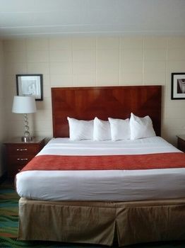 Howard Johnson By Wyndham Virginia At The Virginia Beach