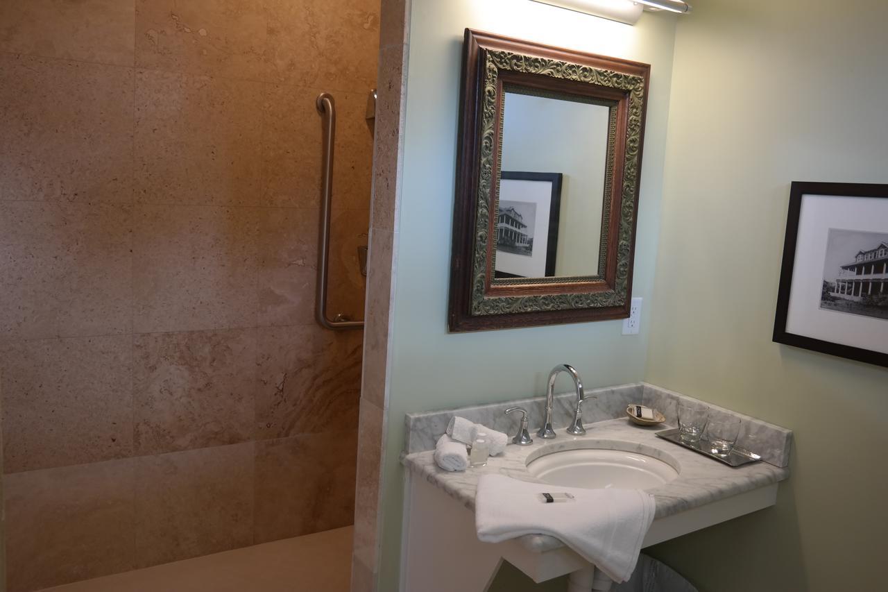 Beach Spa Bed & Breakfast Bed & Breakfast Virginia Beach
