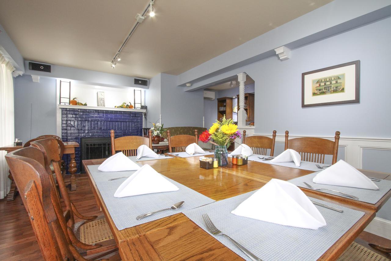 Beach Spa Bed & Breakfast Virginia Beach