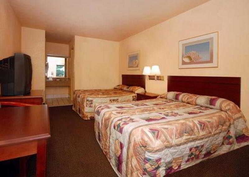Hotel Econo & I-64 & Us 13 Virginia Beach