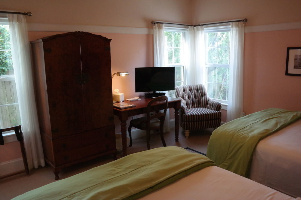 Beach Spa Bed & Breakfast 4* Virginia Beach