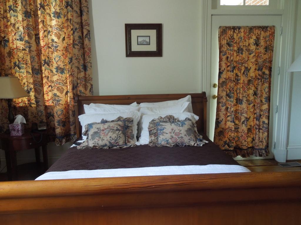 Church Point Manor Bed & Breakfast Virginia Beach