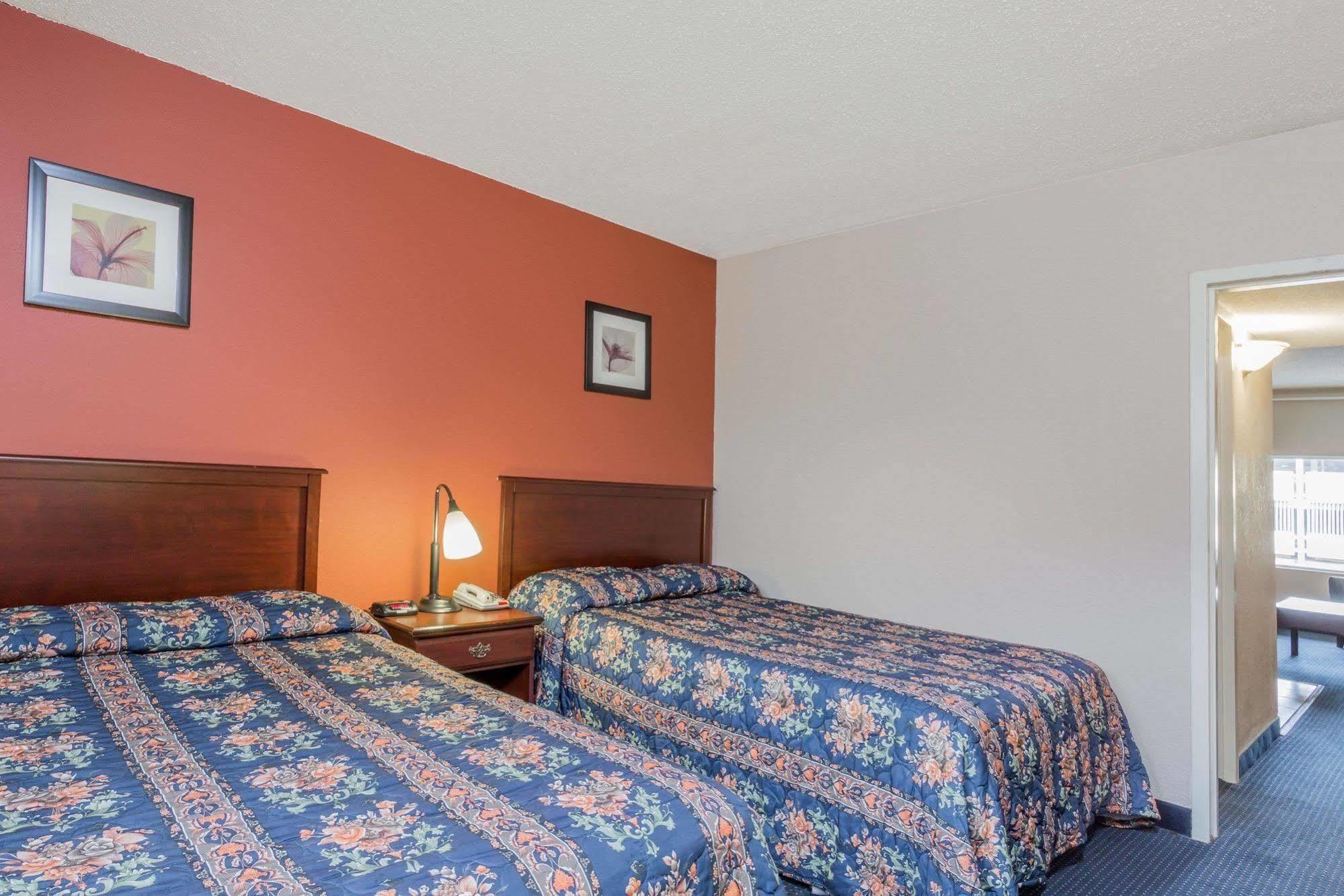 Breeze & Suites, 2*