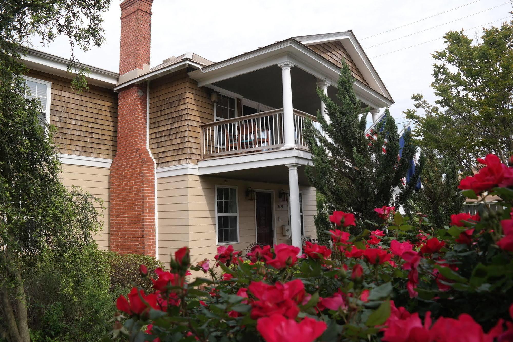 Beach Spa Bed & Breakfast Bed & Breakfast Virginia Beach