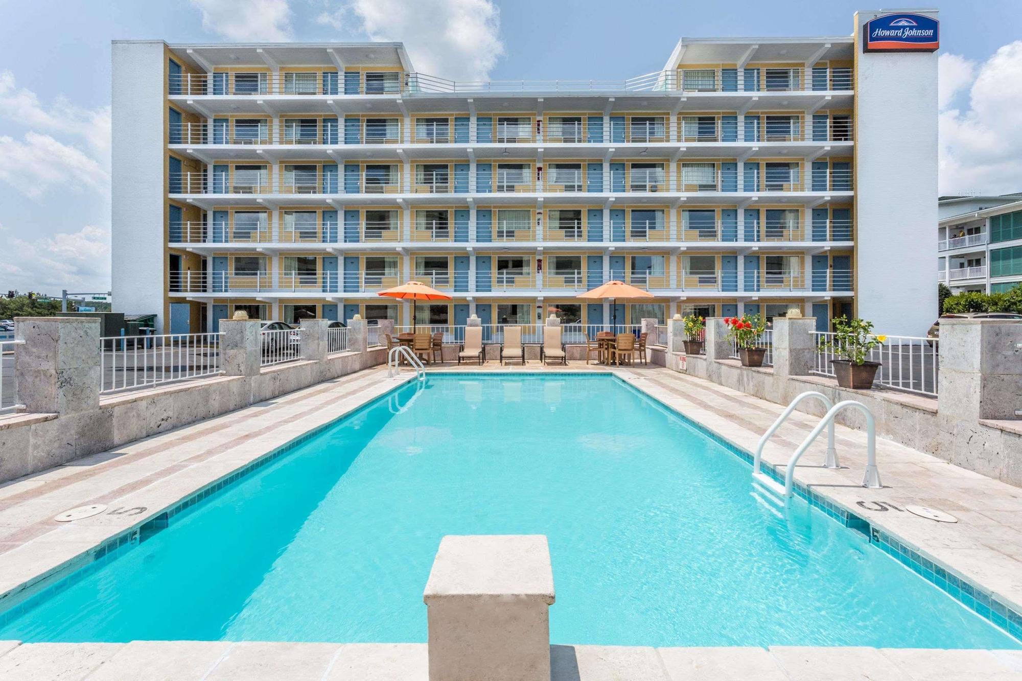 Hotel Howard Johnson By Wyndham Virginia At The Virginia Beach
