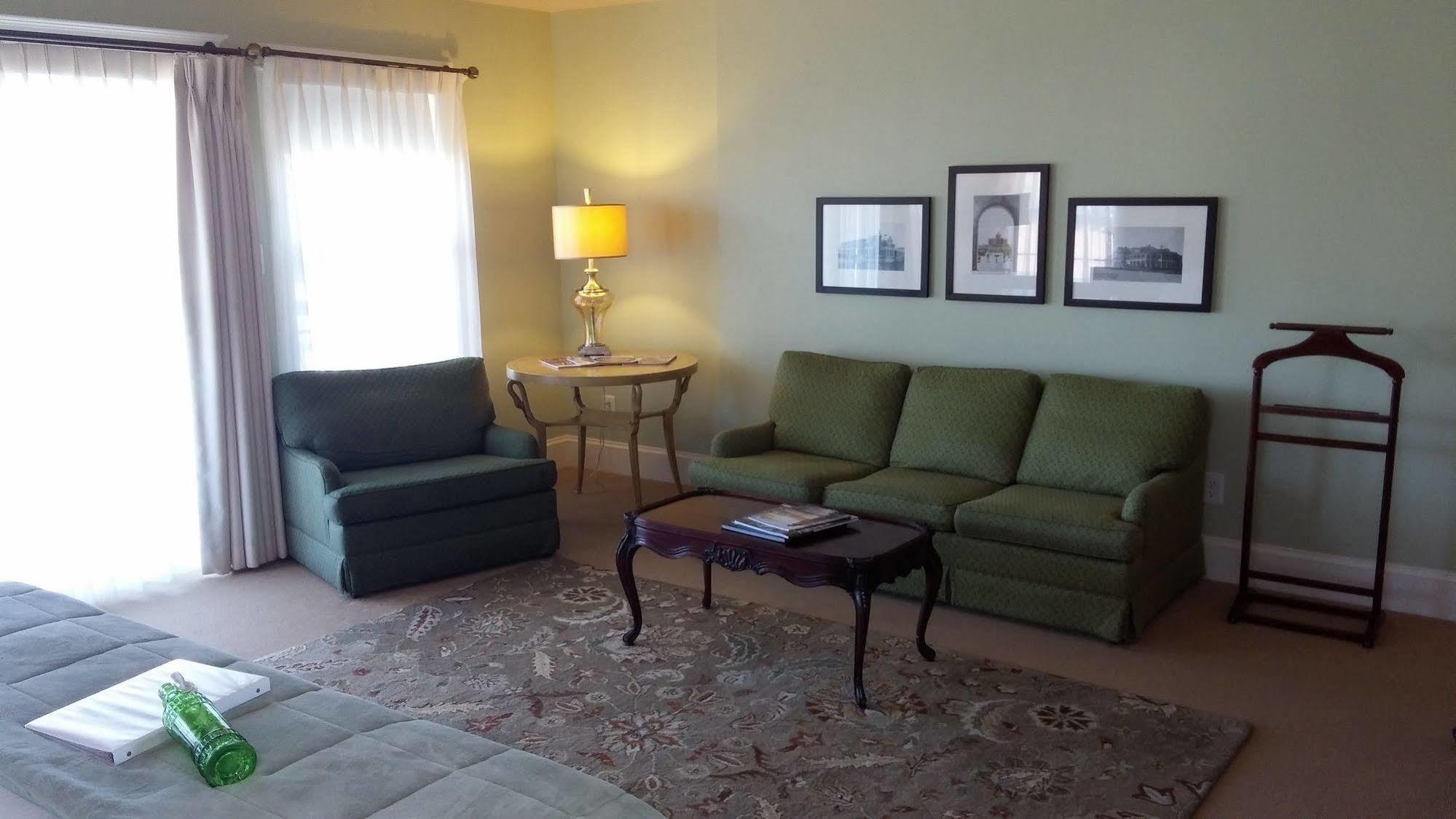 Beach Spa Bed & Breakfast 4* Virginia Beach